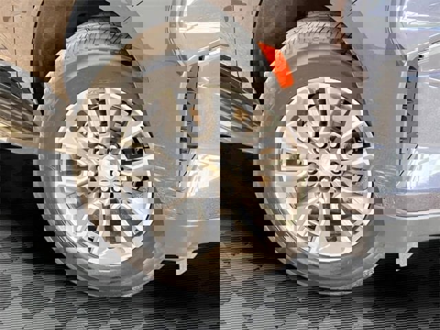 Used 2022 Chevrolet Tahoe LT w/ LT Signature Package image 35