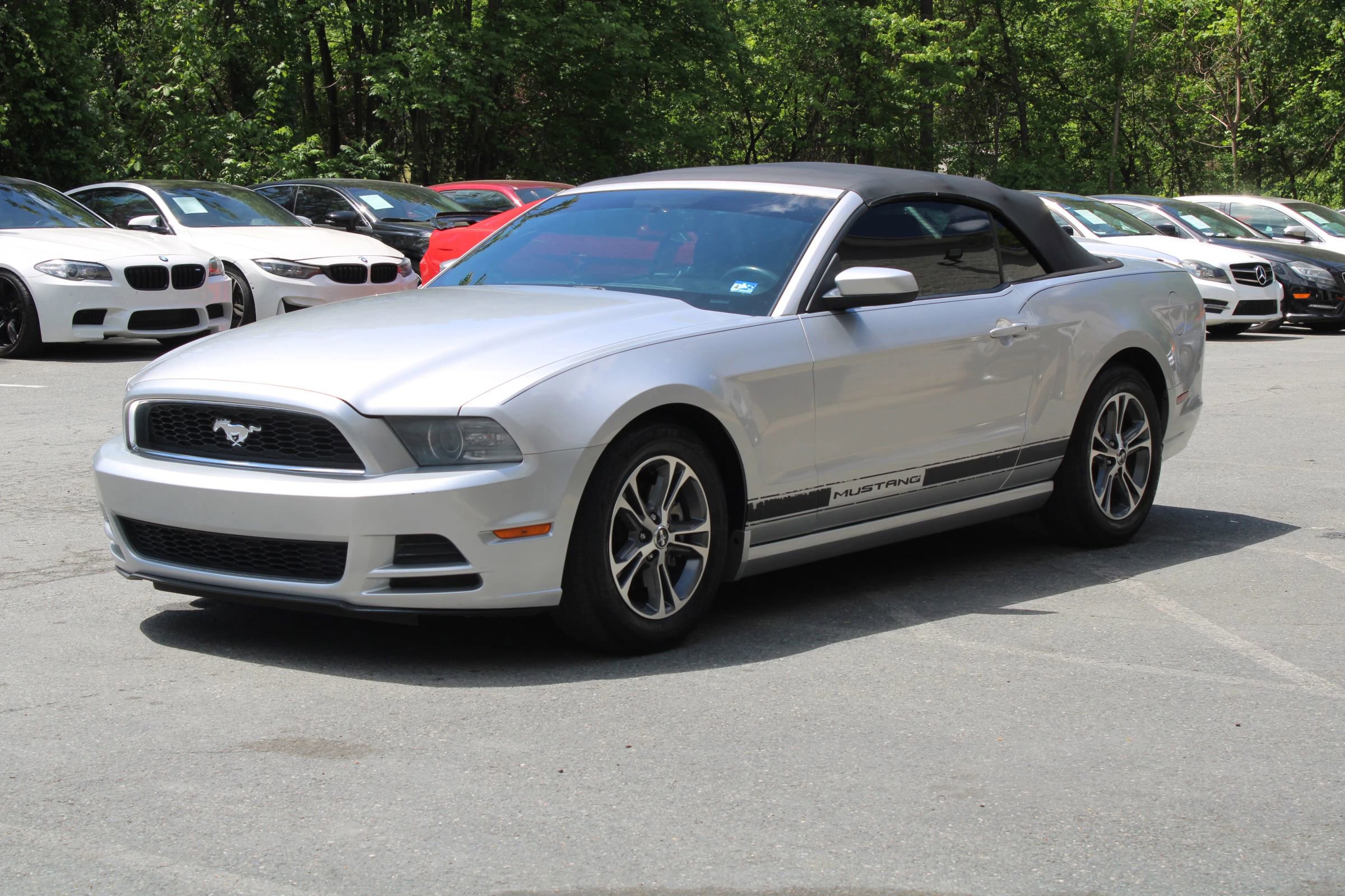 Used 2014 Ford Mustang Premium RWD image 2