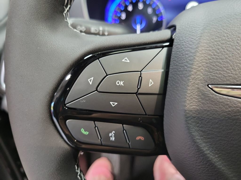 New 2026 Chrysler Pacifica Limited w/ S Appearance Package image 17