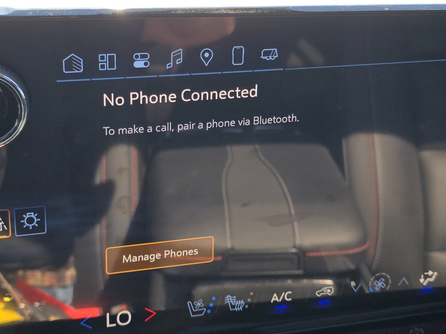 New 2025 Chevrolet Traverse RS w/ LPO, Floor Liner Package FWD image 6