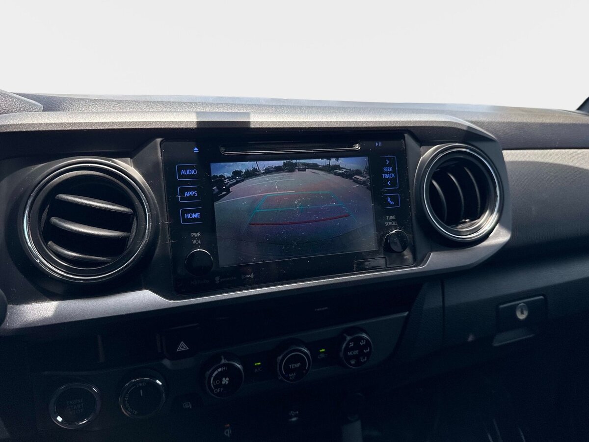 Used 2017 Toyota Tacoma TRD Sport w/ Tow Package AWD/4WD image 24