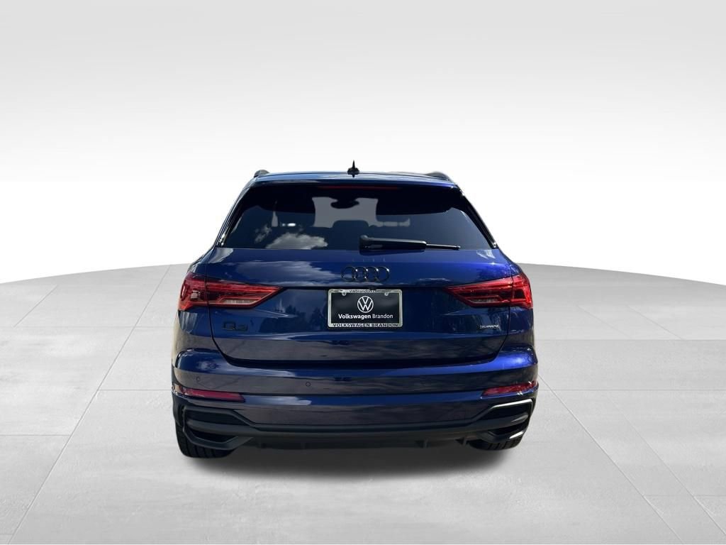 Used 2023 Audi Q3 2.0T Premium Plus w/ Premium Plus Package image 4