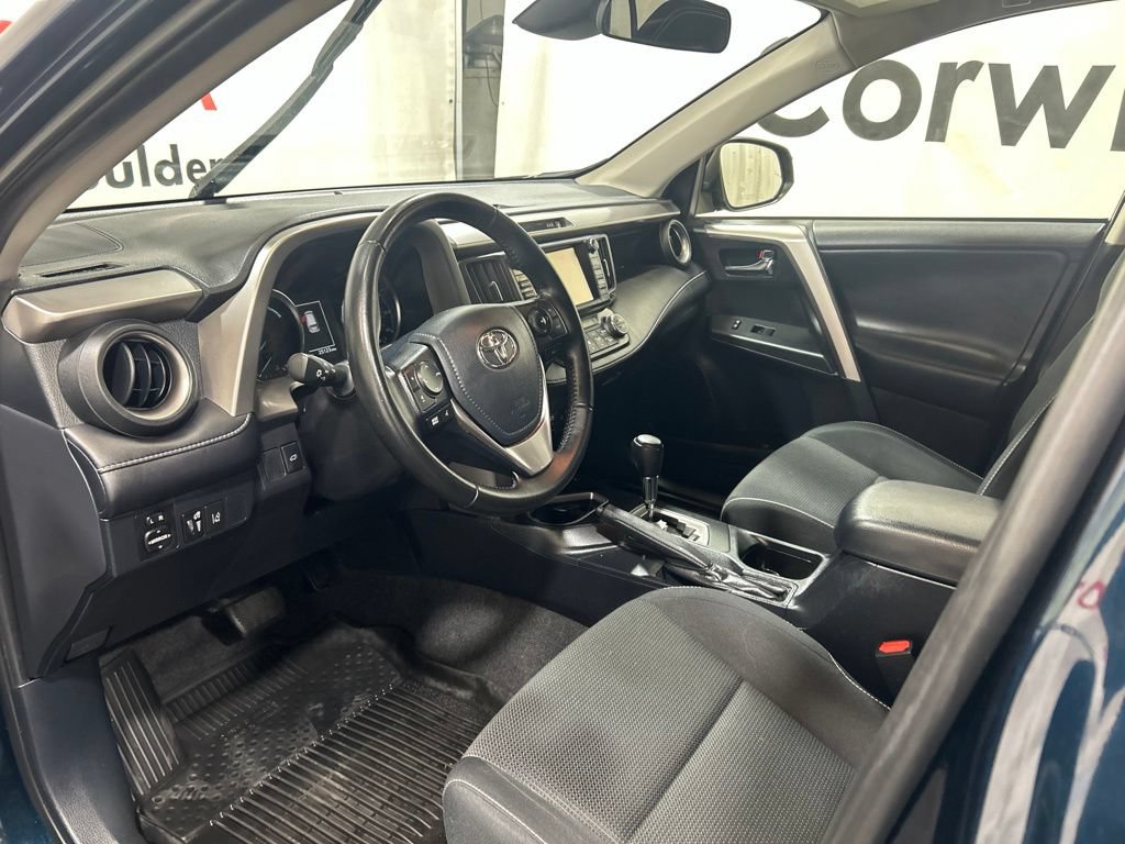Used 2017 Toyota RAV4 XLE w/ Convenience Package AWD/4WD image 23