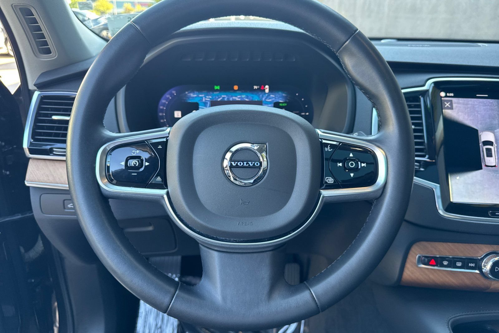 Used 2023 Volvo XC90 T8 Plus w/ Protection Package Premier AWD/4WD image 26