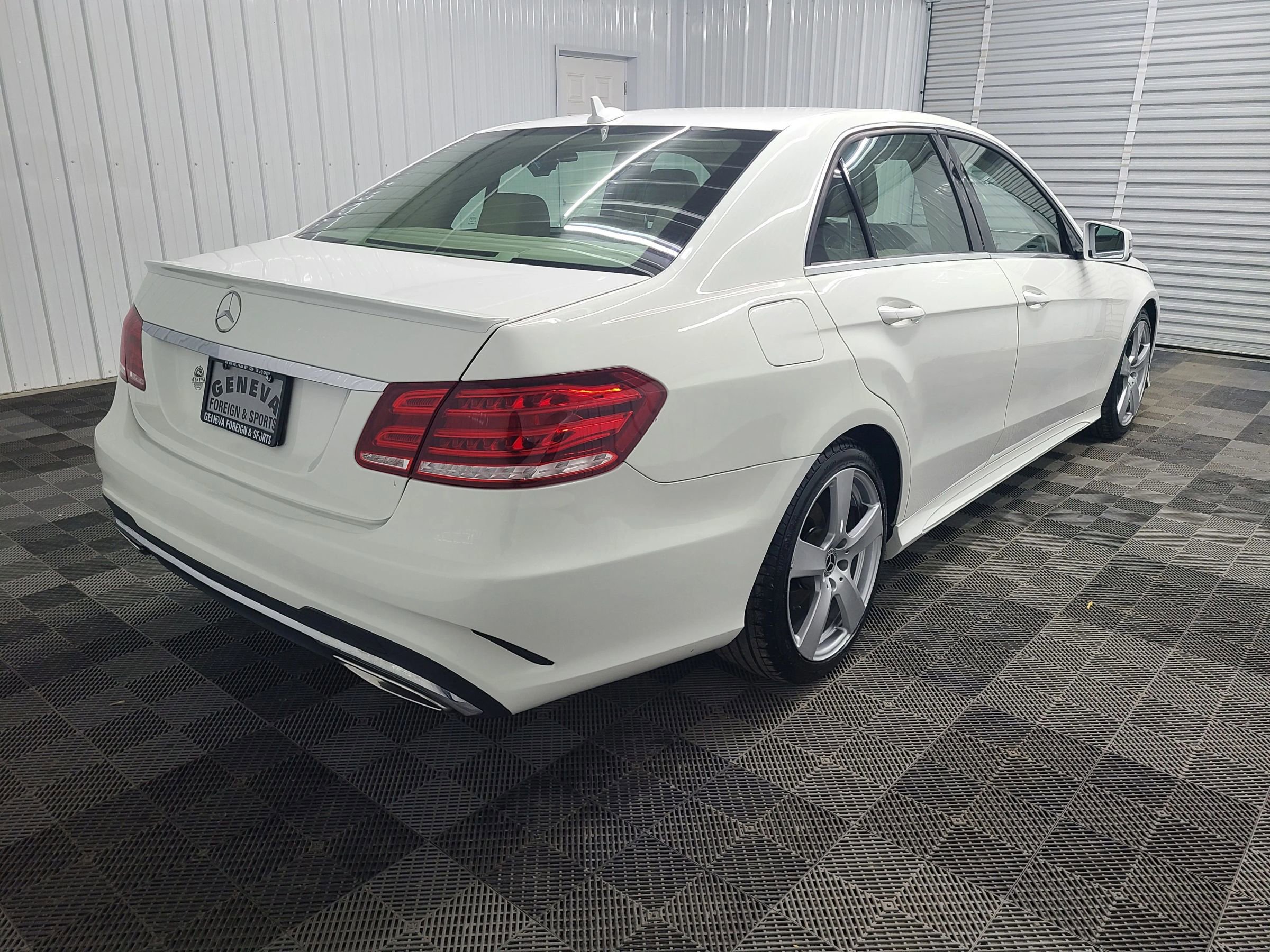 Used 2014 Mercedes-Benz E 350 Sedan image 11