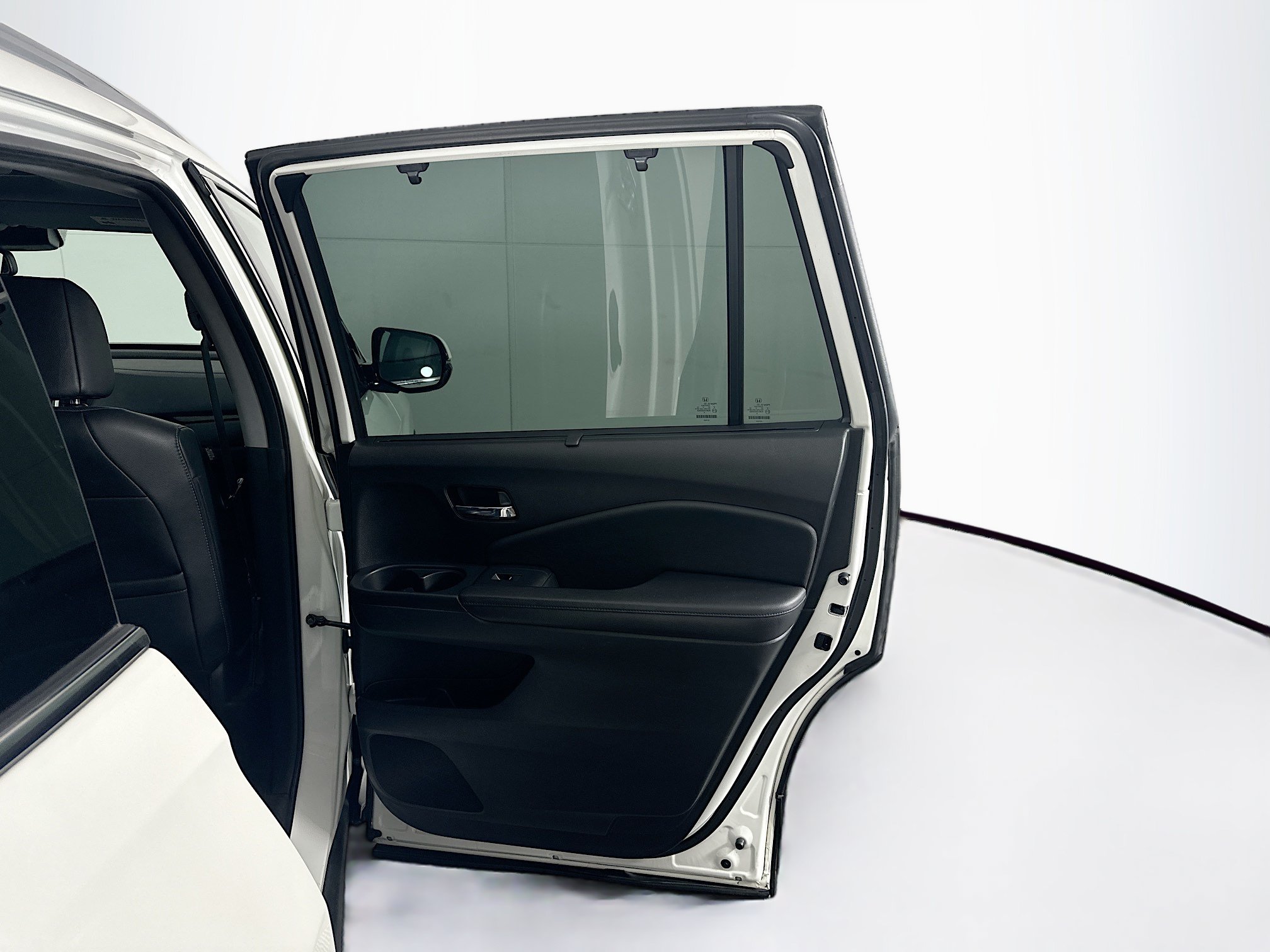 Used 2018 Honda Pilot Elite image 32