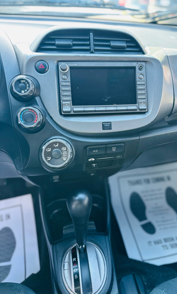 Used 2009 Honda Fit Sport image 11