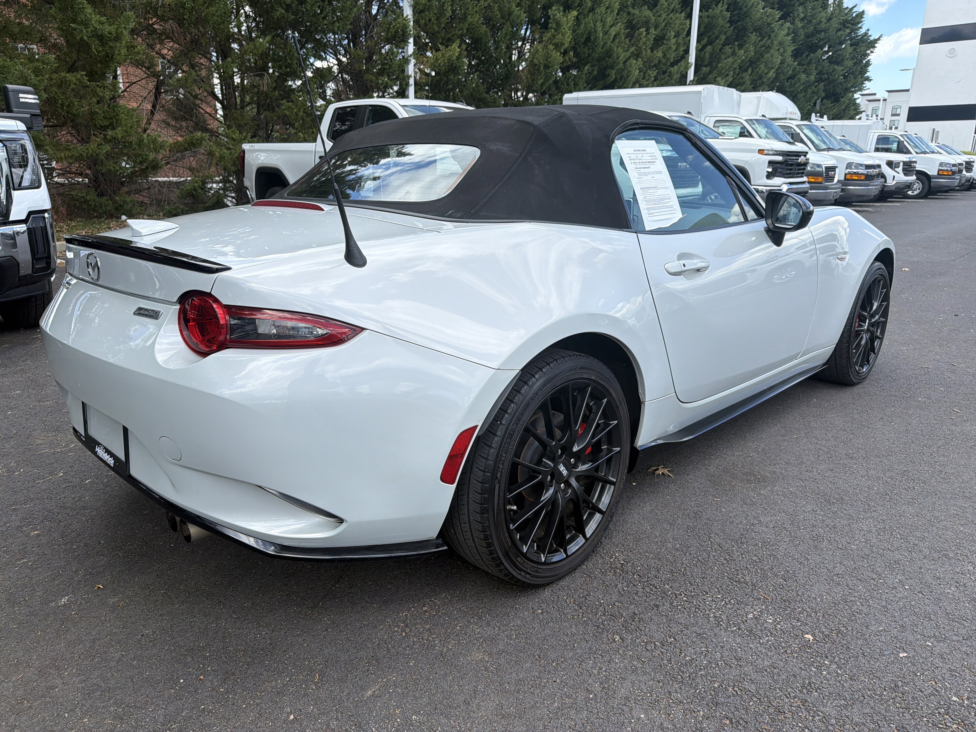Used 2016 MAZDA MX-5 Miata Club w/ Brembo/BBS Package RWD image 10