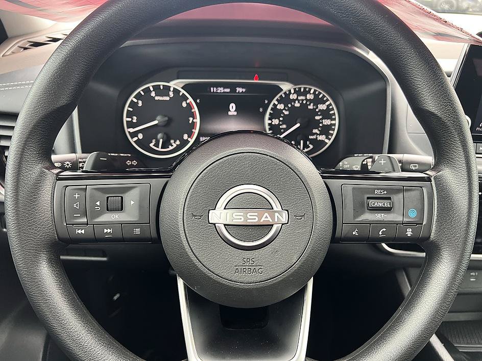 Certified 2023 Nissan Rogue SV FWD image 22