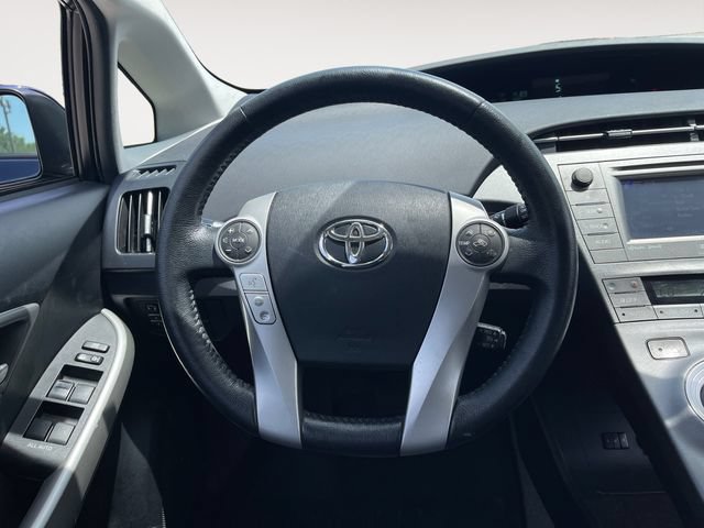 Used 2015 Toyota Prius Four FWD image 12