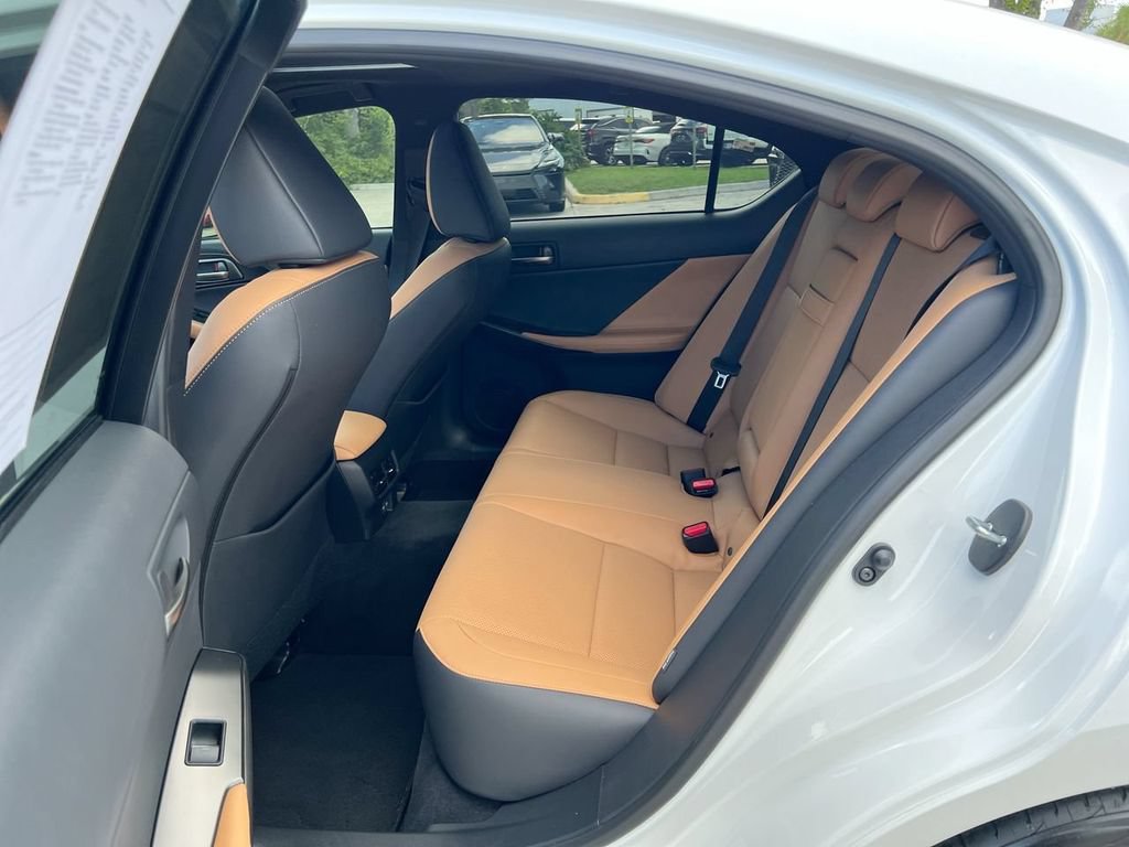Certified 2026 Lexus IS 350 F Sport RWD image 19
