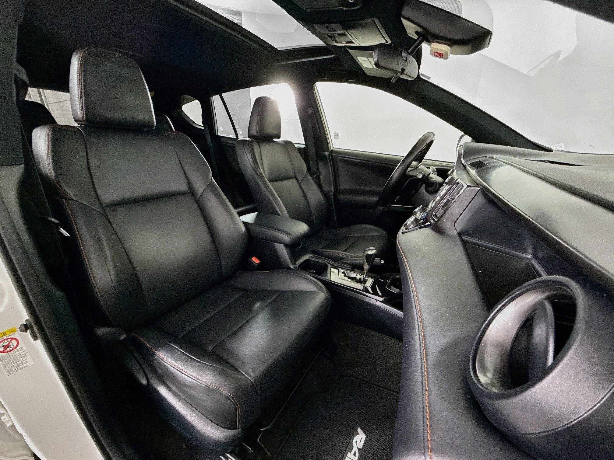 Used 2016 Toyota RAV4 SE w/ Advanced Technology Package AWD/4WD image 27