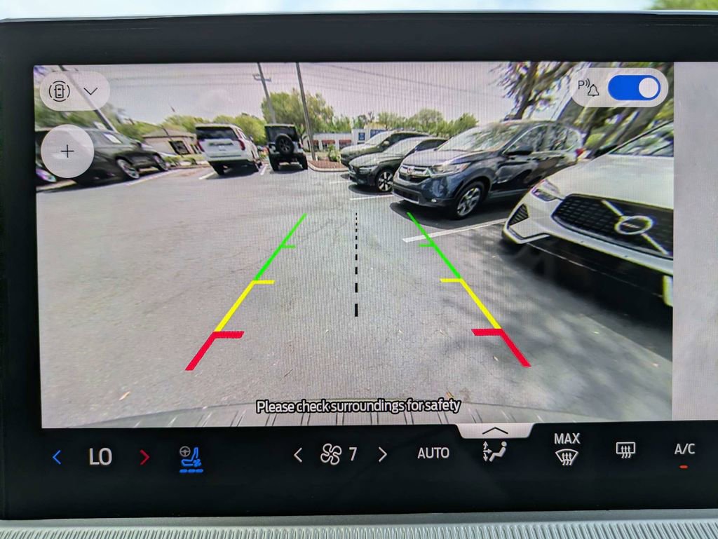 Used 2025 Ford Explorer ST image 29