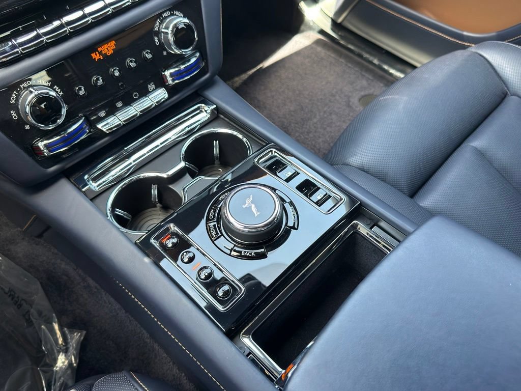 Used 2022 Rolls-Royce Ghost AWD/4WD image 34