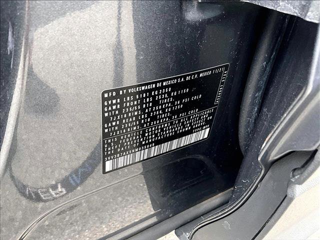 Used 2022 Volkswagen Tiguan SE FWD image 30