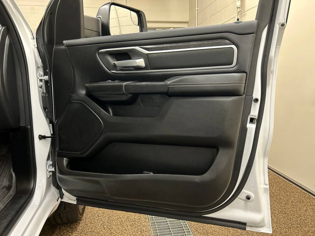 Used 2023 RAM 1500 Big Horn AWD/4WD image 15