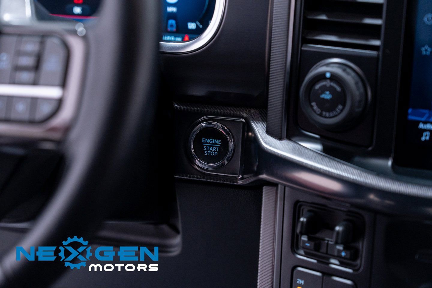 Used 2024 Ford F150 Platinum image 15