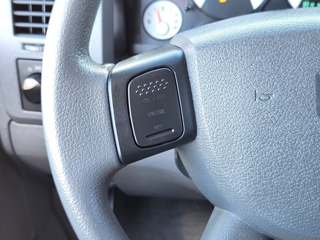 Used 2009 Dodge Ram 2500 Truck SXT AWD/4WD image 17