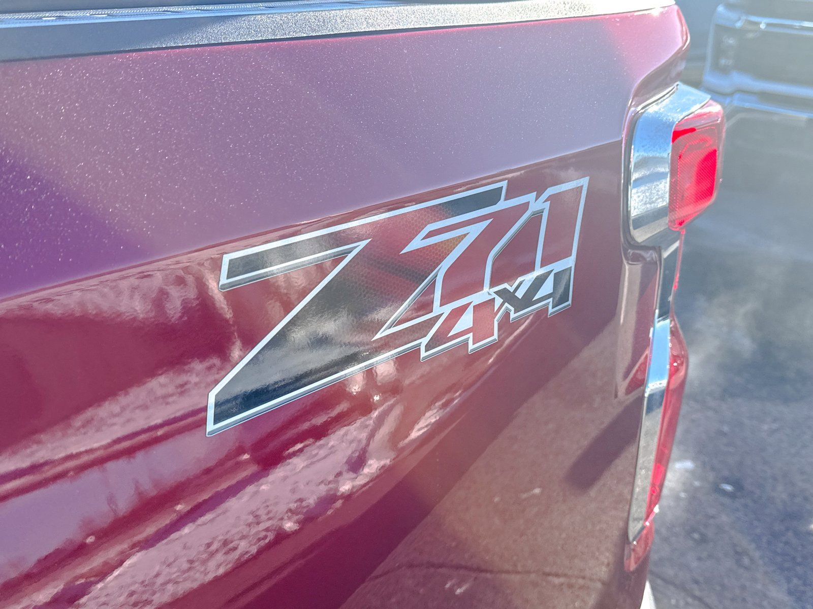 Certified 2024 Chevrolet Silverado 1500 LTZ image 13