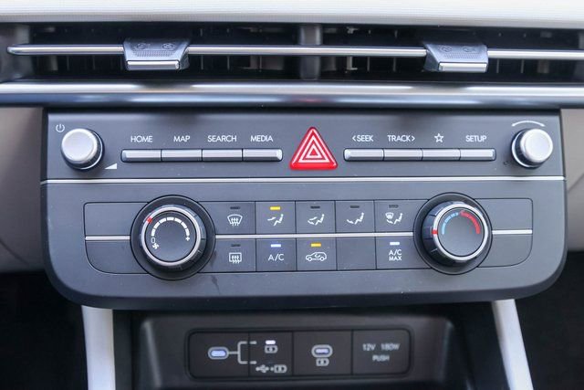 New 2026 Hyundai Tucson SE image 17