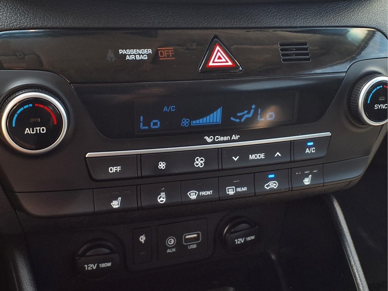 Used 2020 Hyundai Tucson Limited AWD/4WD image 16