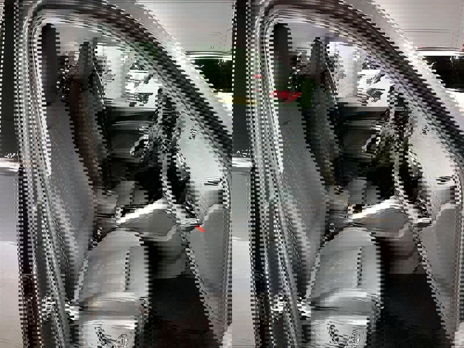 Used 2025 Audi Q5 Premium Plus w/ Premium Plus image 10