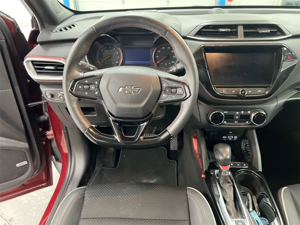 Certified 2022 Chevrolet TrailBlazer RS w/ Sun and Liftgate Package image 20