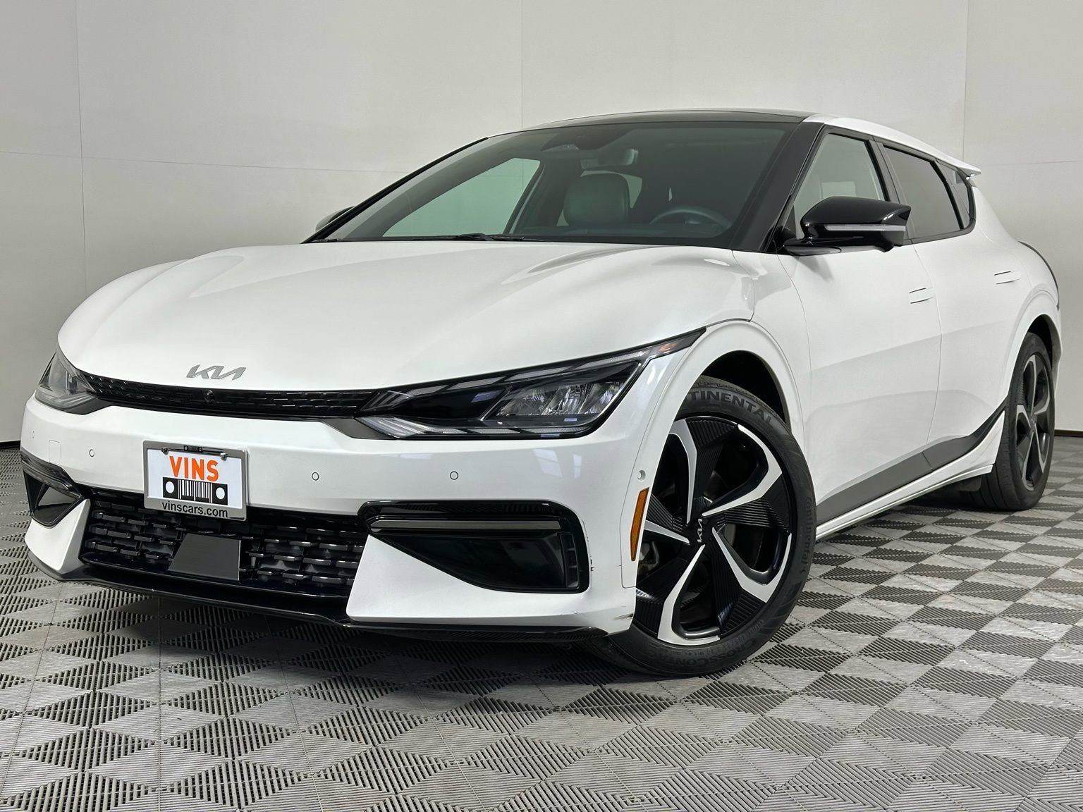 Used 2022 Kia EV6 GT-Line w/ GT-Line Suede Seat Package image 43