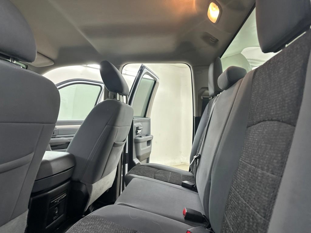 Used 2016 RAM 1500 Big Horn AWD/4WD image 32