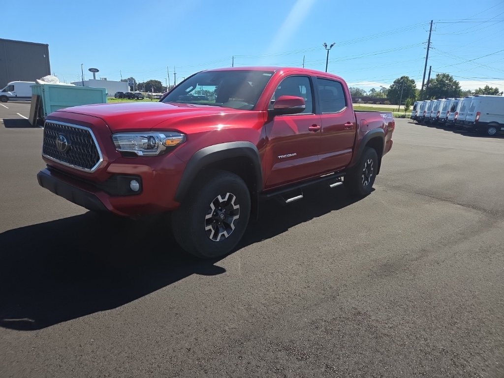 Used 2019 Toyota Tacoma TRD Off-Road AWD/4WD image 5