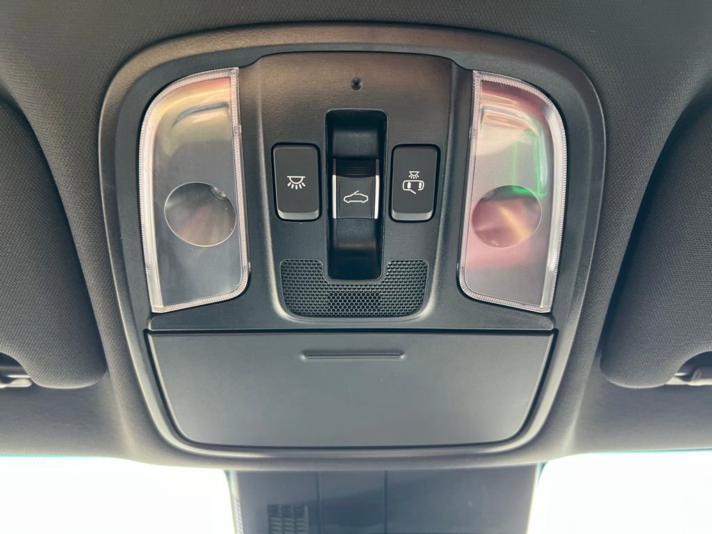 Used 2019 Kia Stinger GT1 AWD/4WD image 27