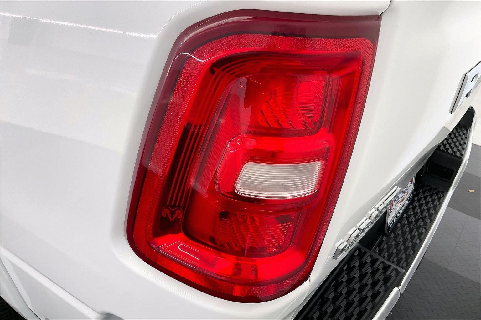 Used 2025 RAM 1500 Laramie AWD/4WD image 30