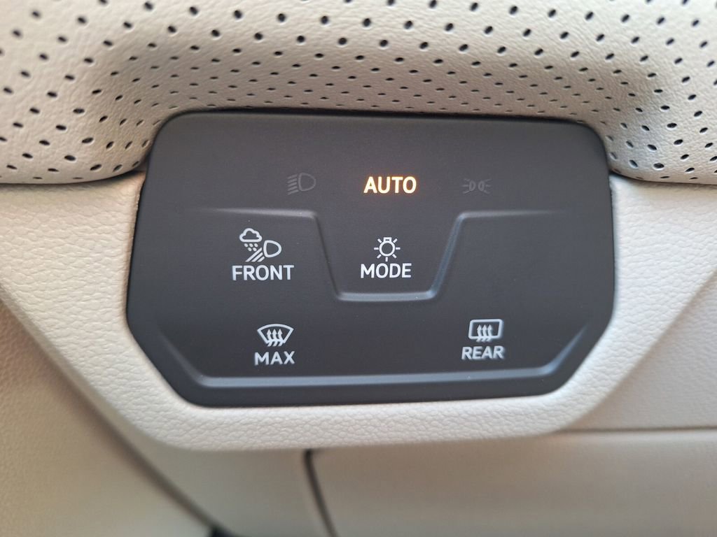 New 2026 Volkswagen Atlas SE AWD/4WD image 11