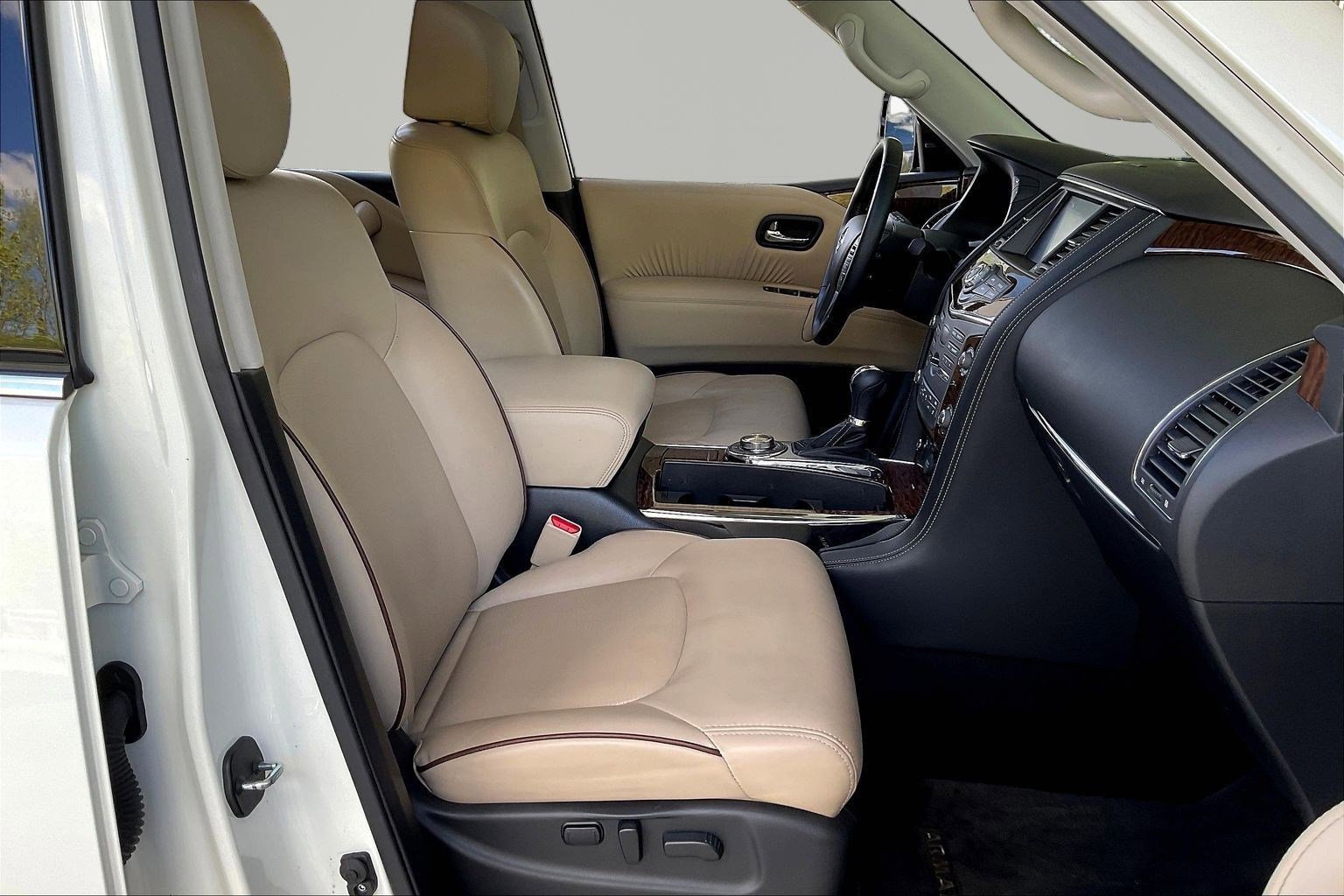 Used 2020 Nissan Armada Platinum w/ Captain's Chairs Package AWD/4WD image 30