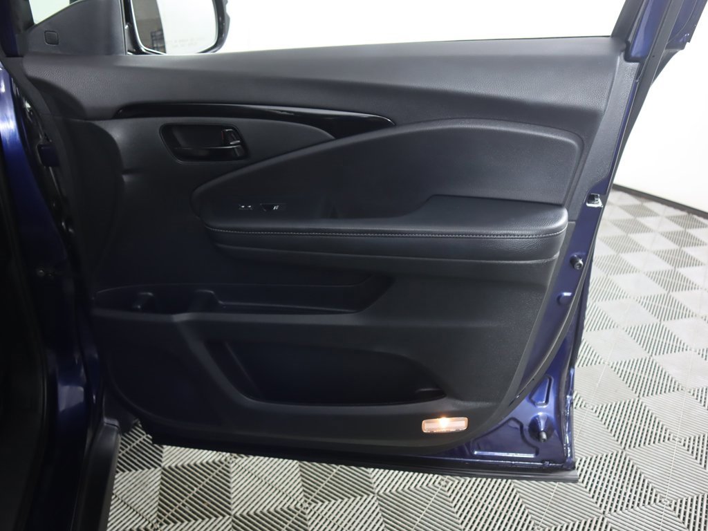 Used 2023 Honda Passport Elite image 29