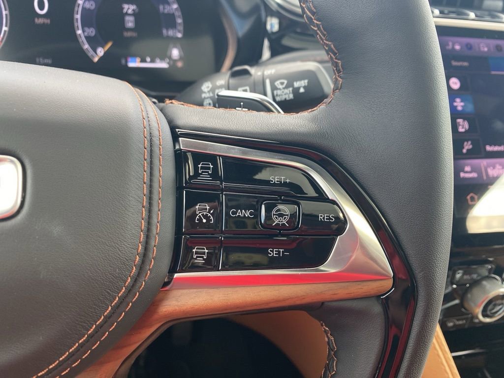 New 2025 Jeep Grand Cherokee Summit image 21