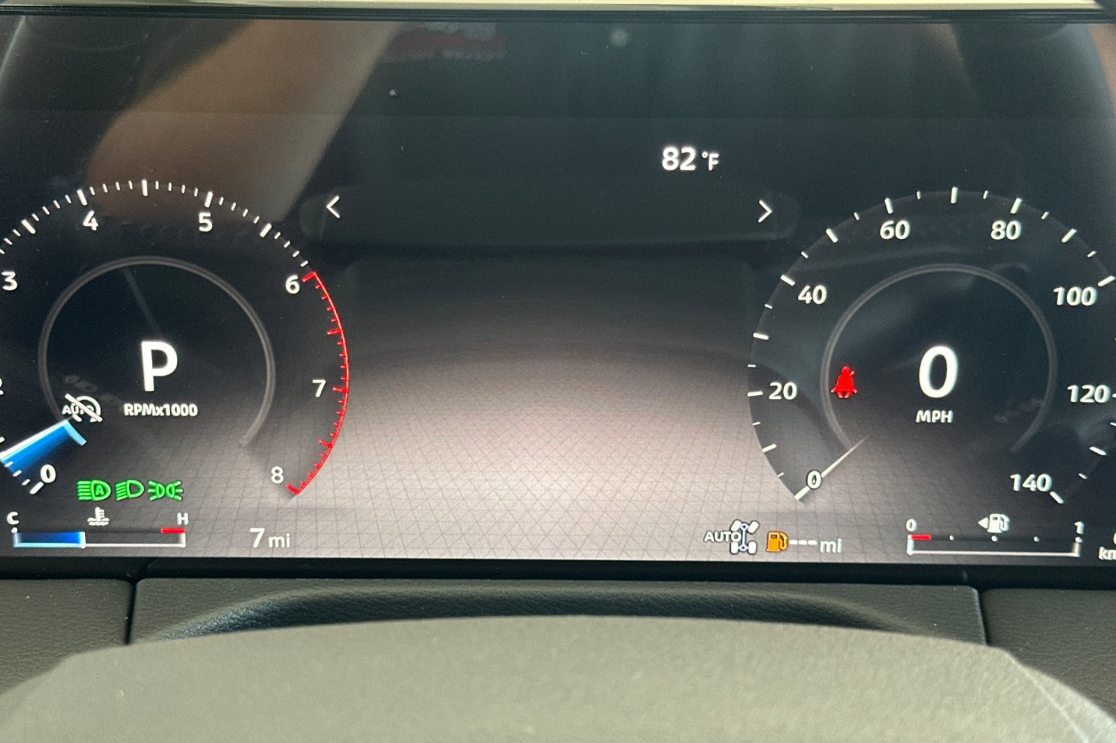 New 2026 Nissan Armada SV image 25