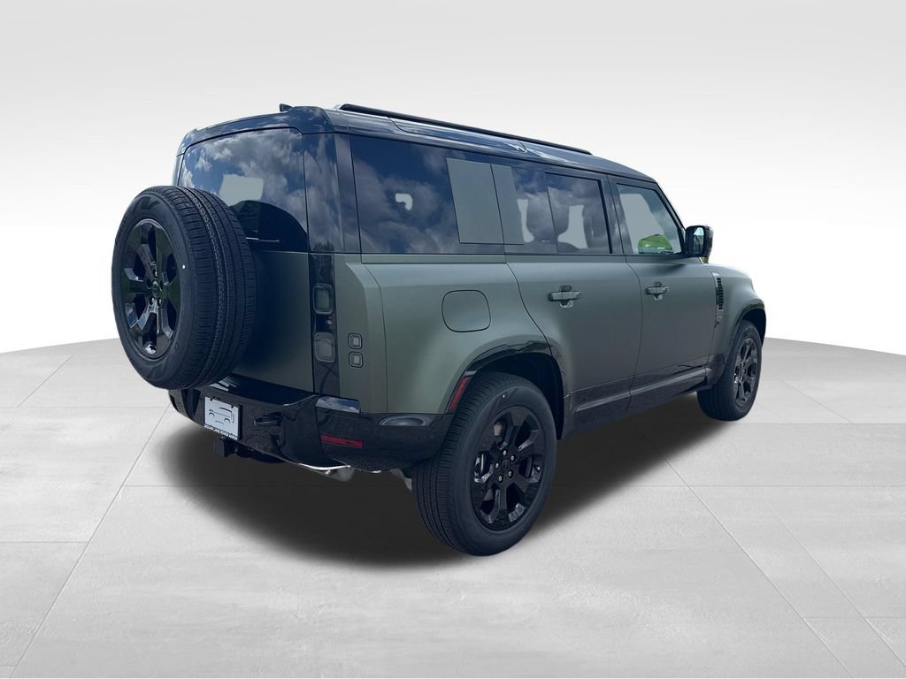 New 2026 Land Rover Defender 110 X-Dynamic SE AWD/4WD image 7