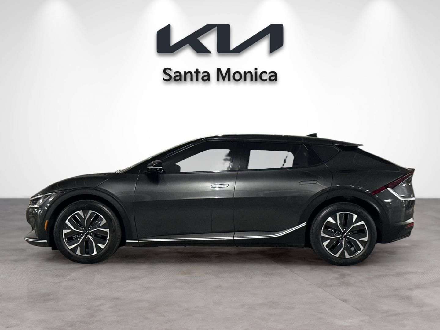 Used 2024 Kia EV6 Light image 3