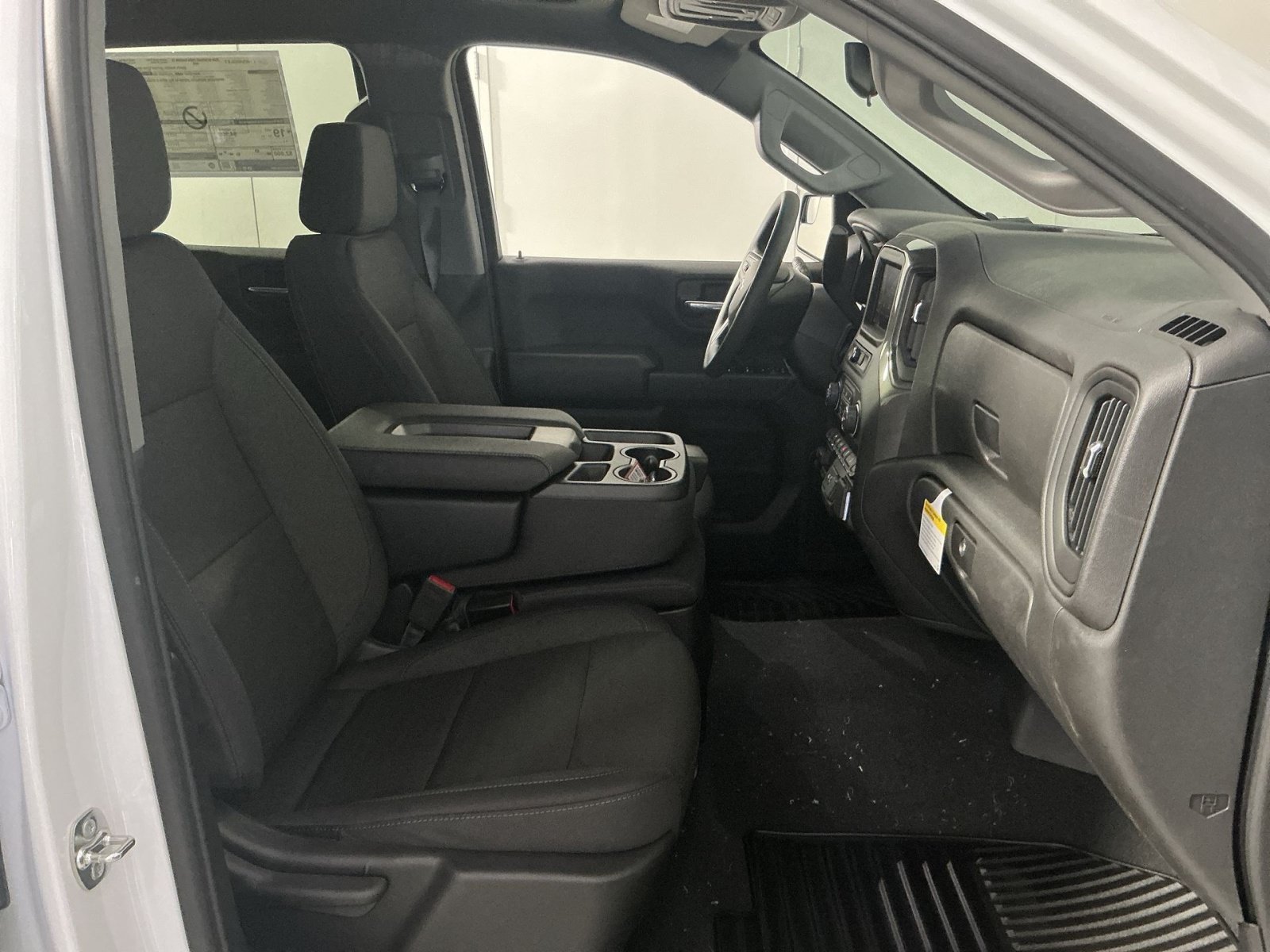 New 2026 Chevrolet Silverado 1500 Custom Trail Boss w/ Turbomax Blackout Package AWD/4WD image 25