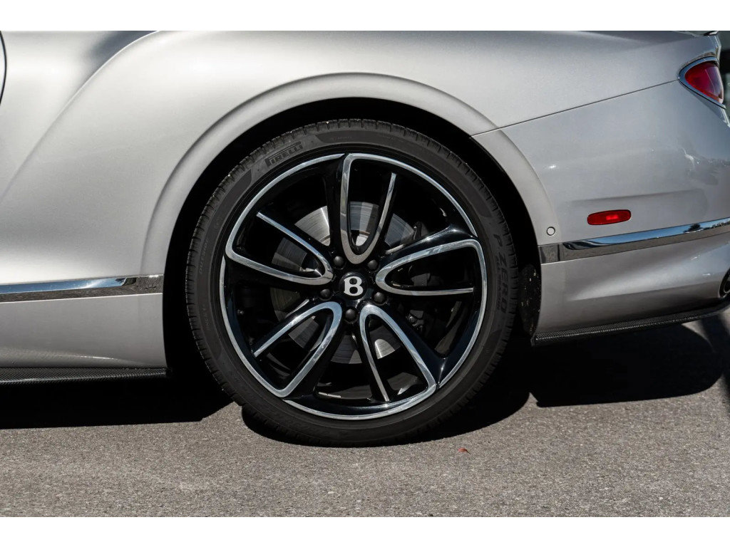Used 2023 Bentley Continental GT V8 image 7