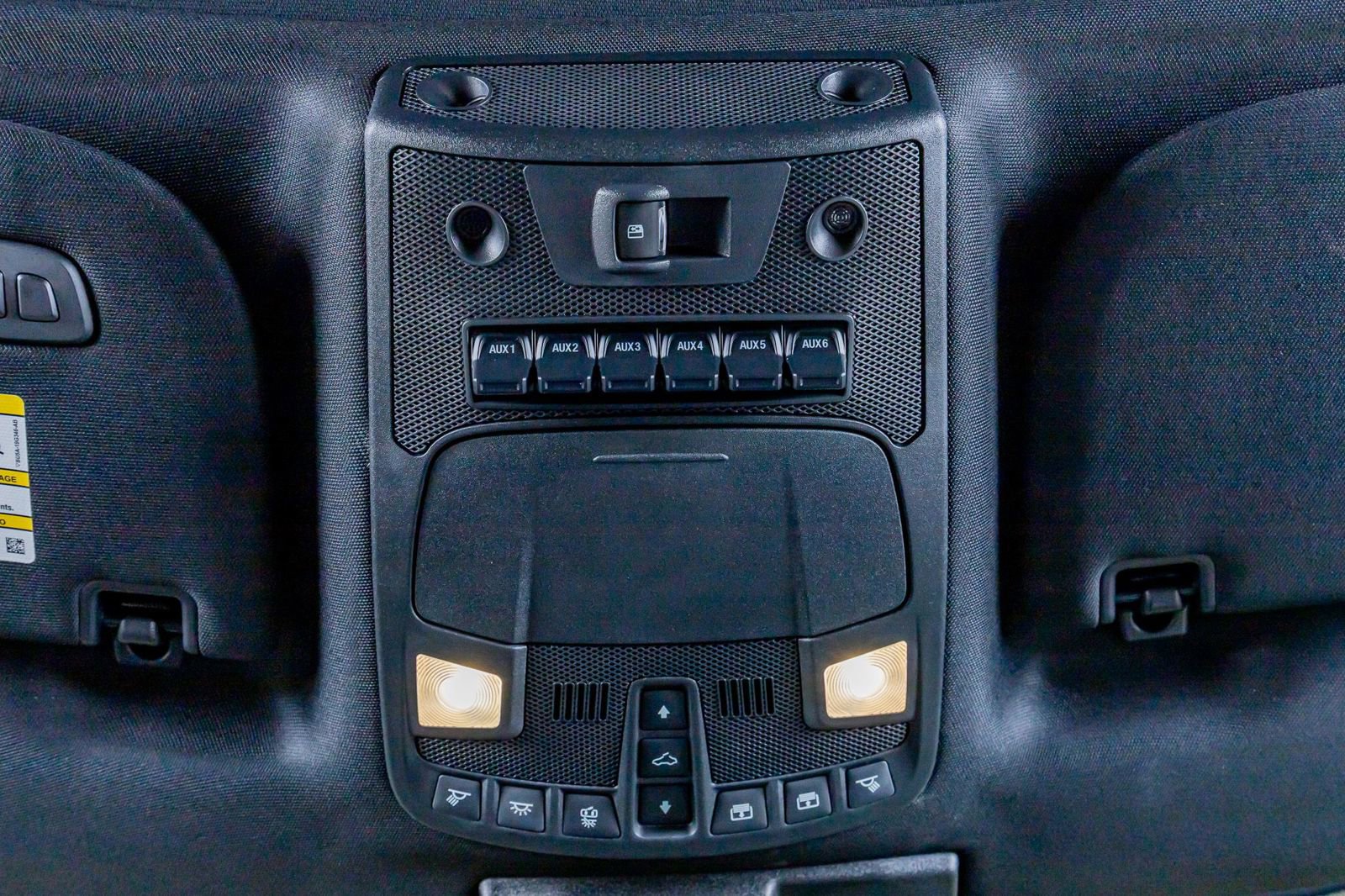 Used 2022 Ford F250 Platinum w/ FX4 Off-Road Package AWD/4WD image 29