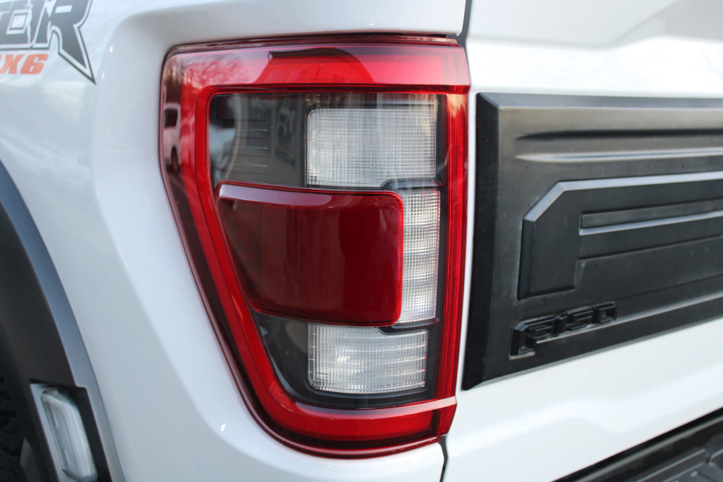 Used 2021 Ford F150 Raptor AWD/4WD image 32