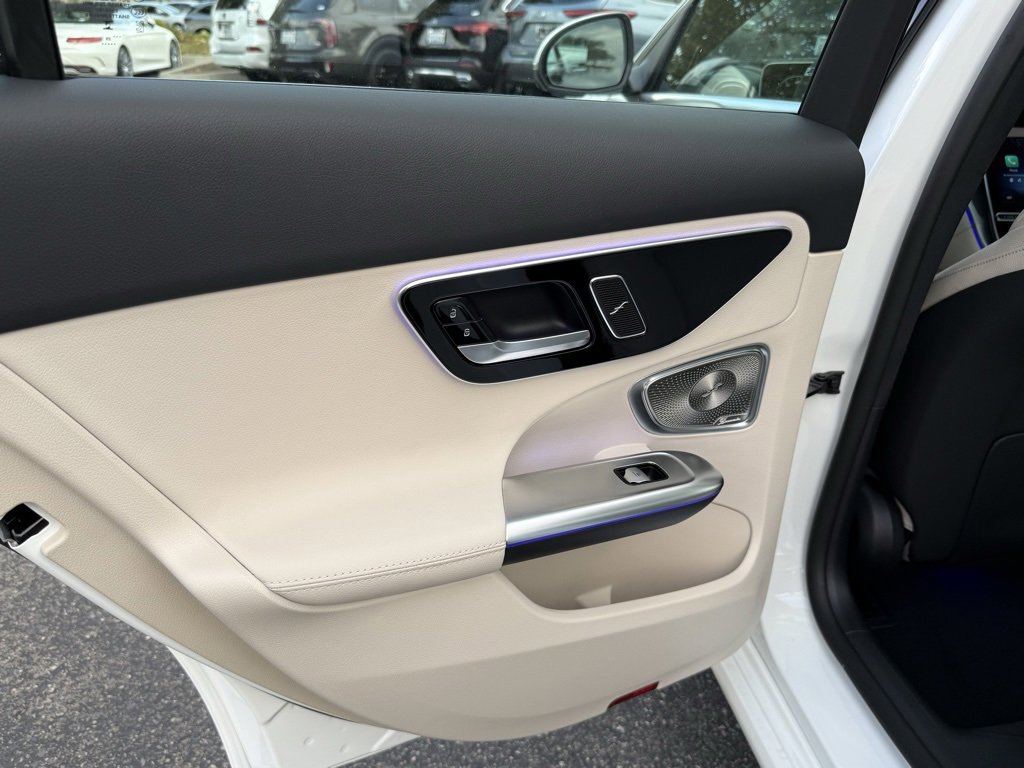 New 2025 Mercedes-Benz C 300 Sedan image 25