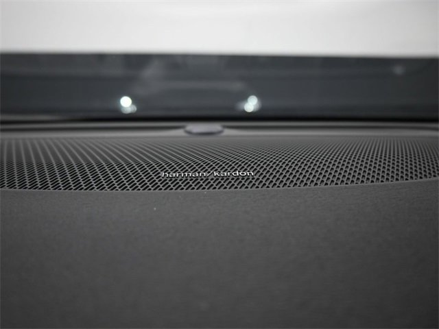 Certified 2024 Volvo V90 B6 Cross Country Plus image 30