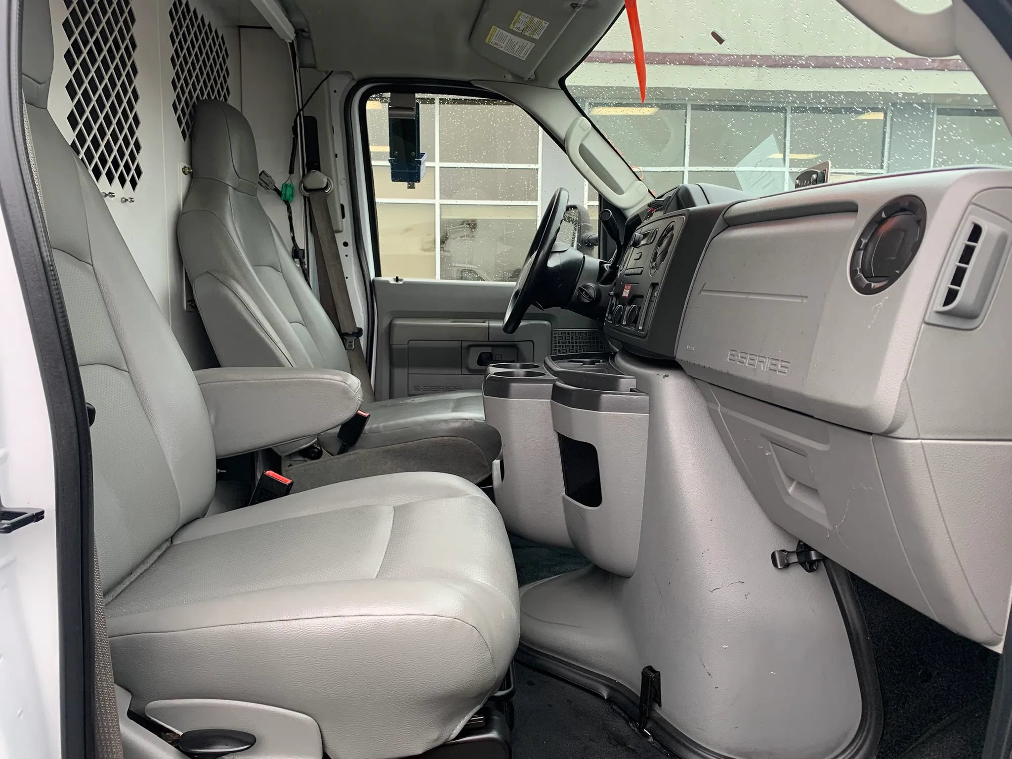 Used 2019 Ford E-350 and Econoline 350 Super Duty RWD image 20