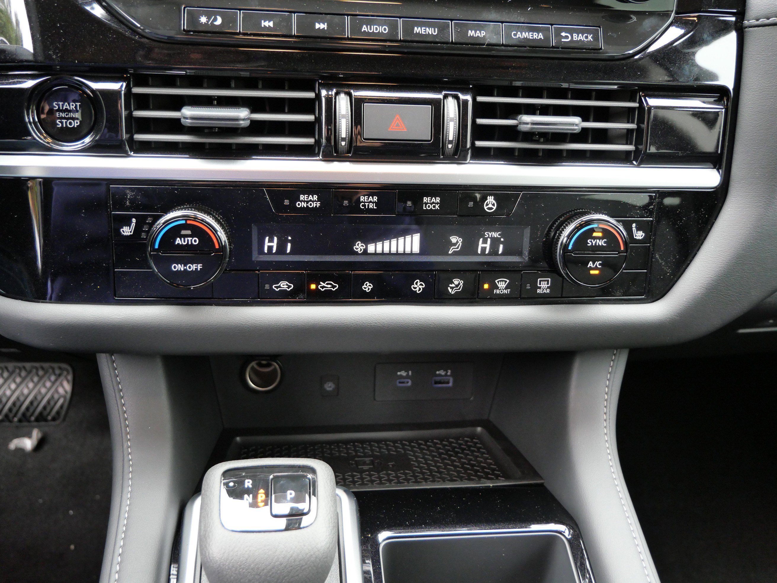 New 2025 Nissan Pathfinder SL image 13
