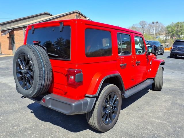 Used 2025 Jeep Wrangler Sahara 4xe image 14