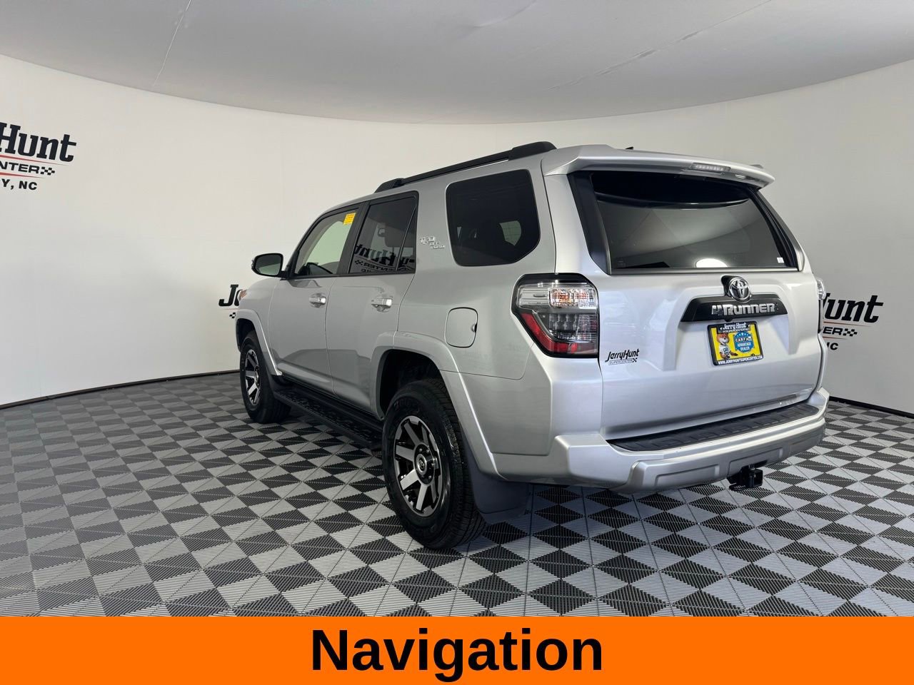 Used 2024 Toyota 4Runner TRD Off-Road Premium image 8