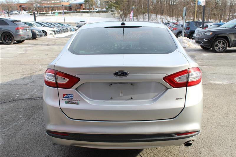 Used 2014 Ford Fusion Energi SE image 12